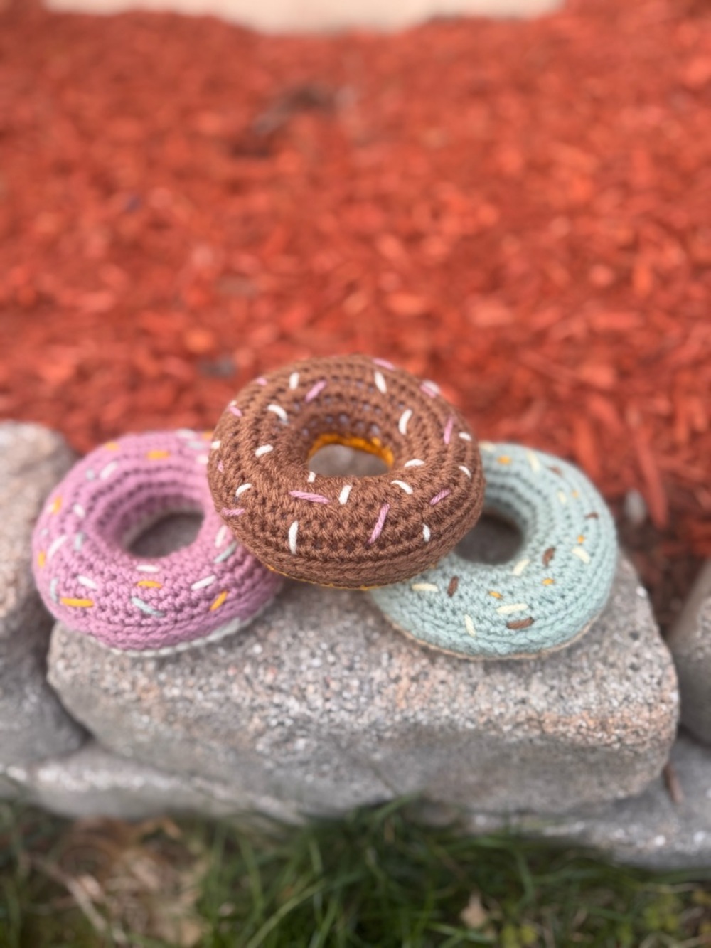 Crochet Donut Set Handmade Plush Play Food Decor Soft Toy Gift - Picture 2 of 7